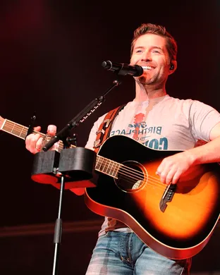 Josh Turner Knoxville